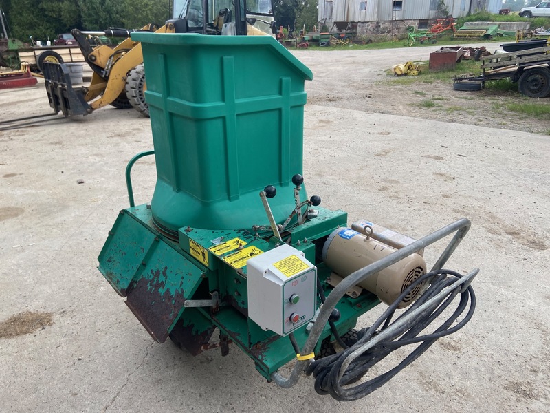 Hay/Forage/Livestock  WIC Electric Square Bale Chopper - 5HP Photo